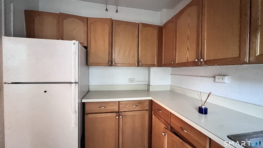 132 Summer Street - Photo 2