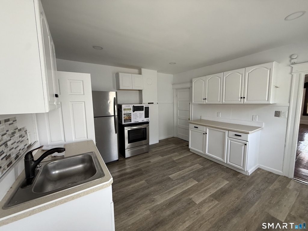 694 Enfield Street - Photo 4