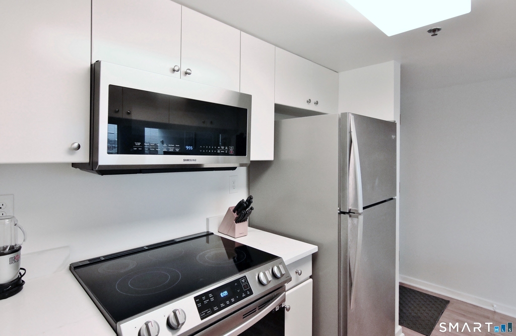 127 Greyrock Place - Photo 17
