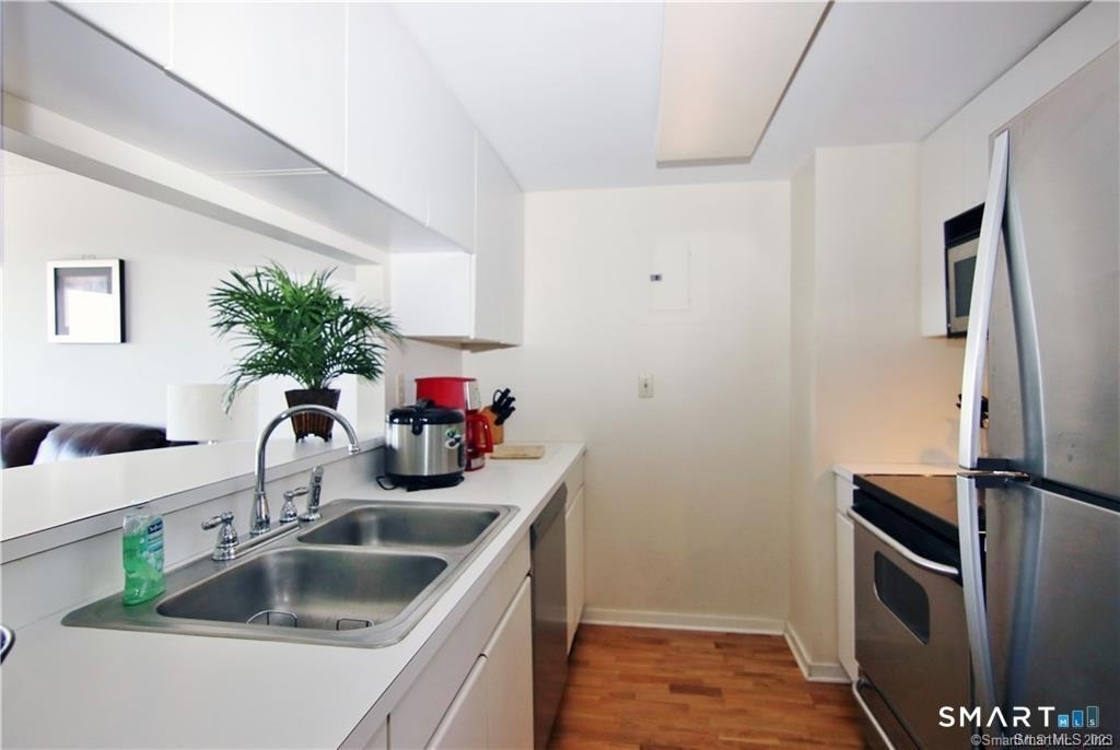 127 Greyrock Place - Photo 9