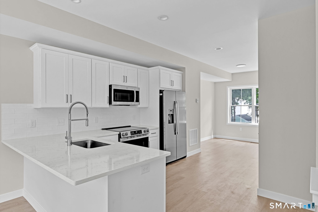 70 Whiting Street - Photo 4