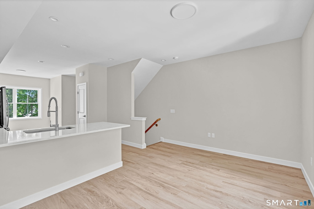 70 Whiting Street - Photo 7