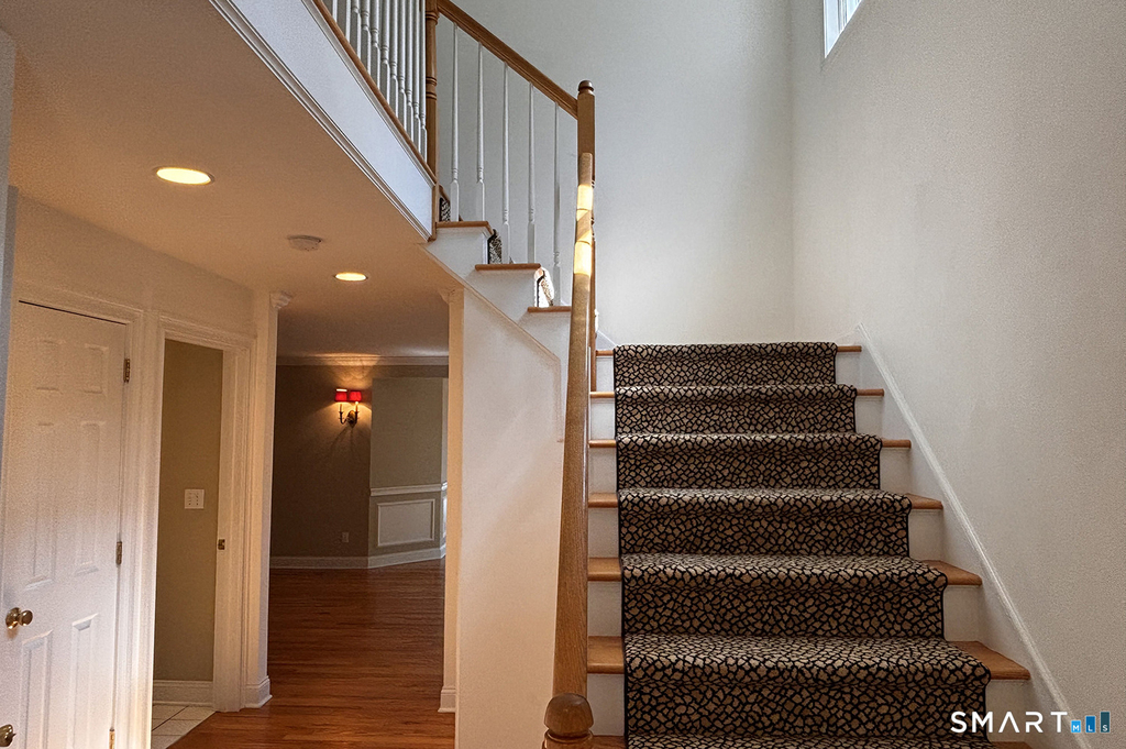 405 South Pine Creek Road - Photo 1
