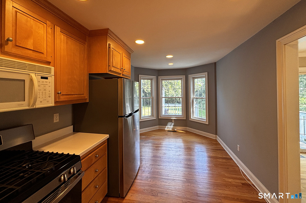 405 South Pine Creek Road - Photo 7