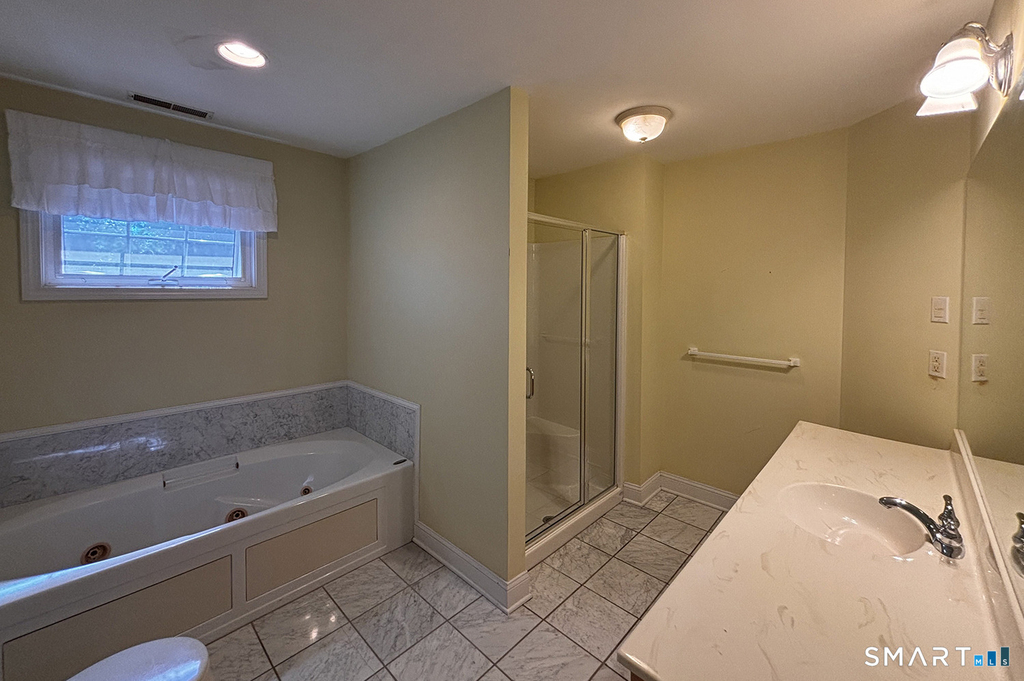 405 South Pine Creek Road - Photo 13