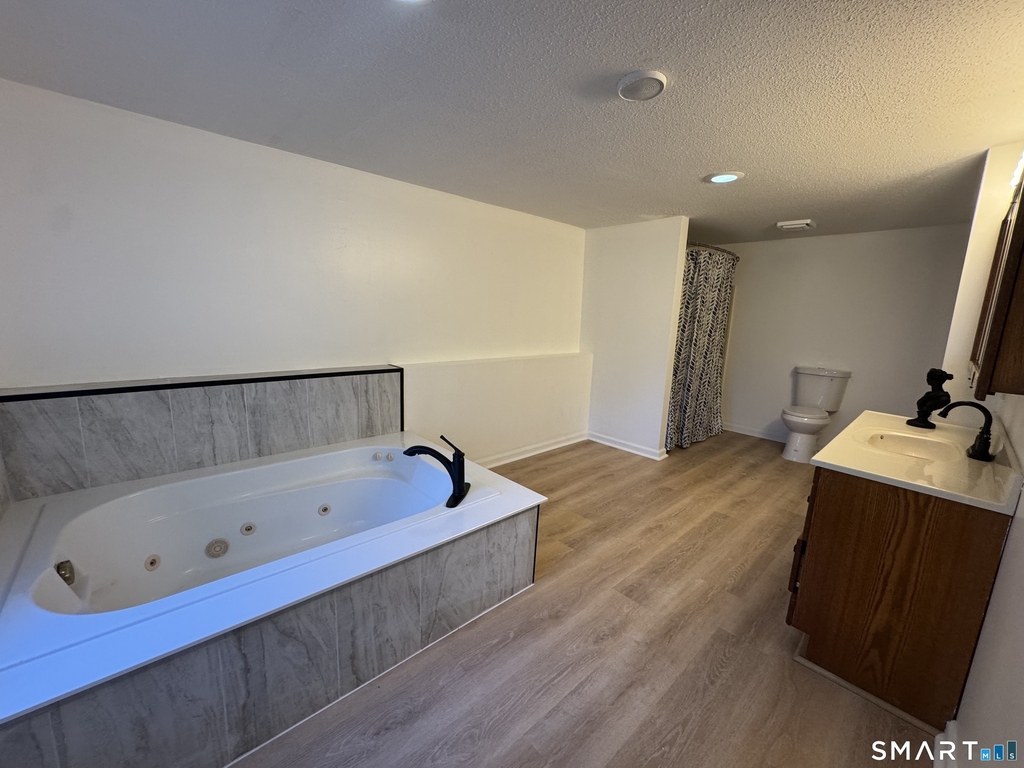 112 Woodbine Street - Photo 12
