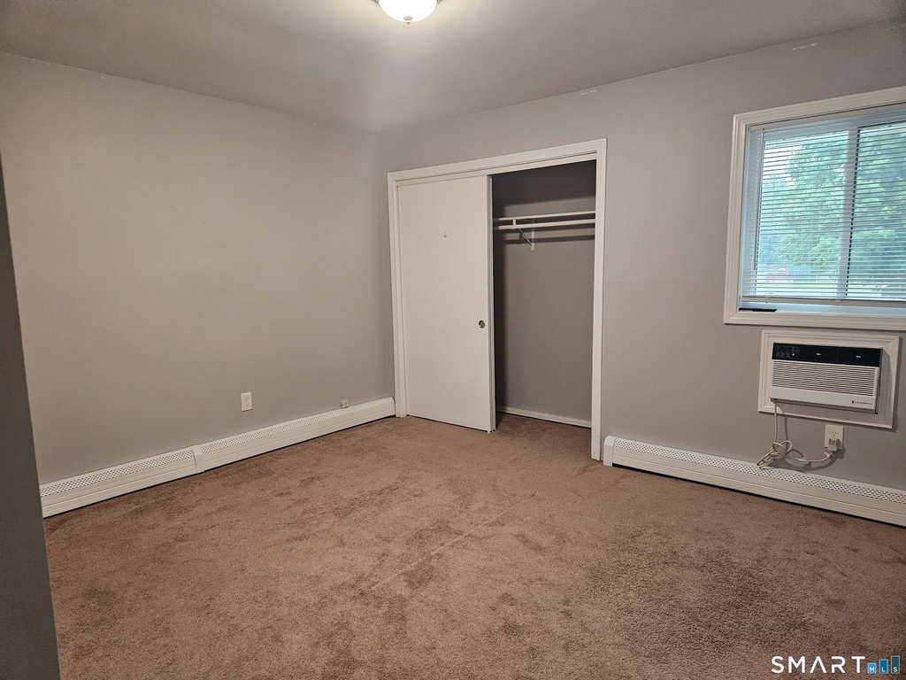 1401 Farmington Avenue - Photo 5