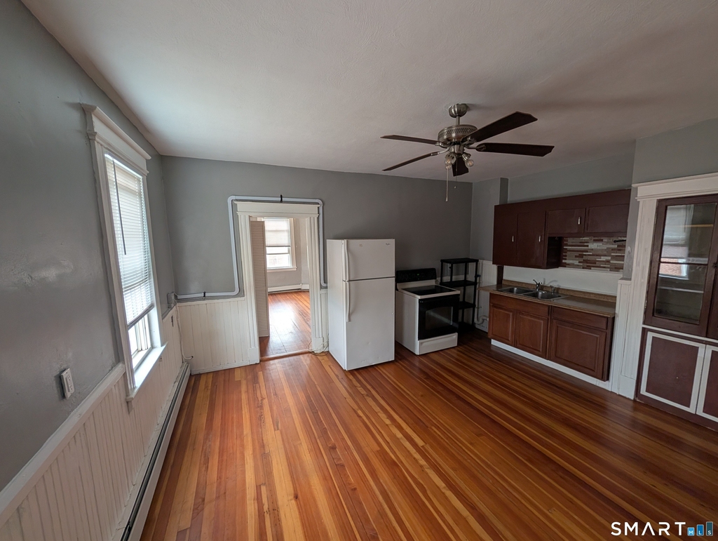 23 Lyman Street - Photo 3