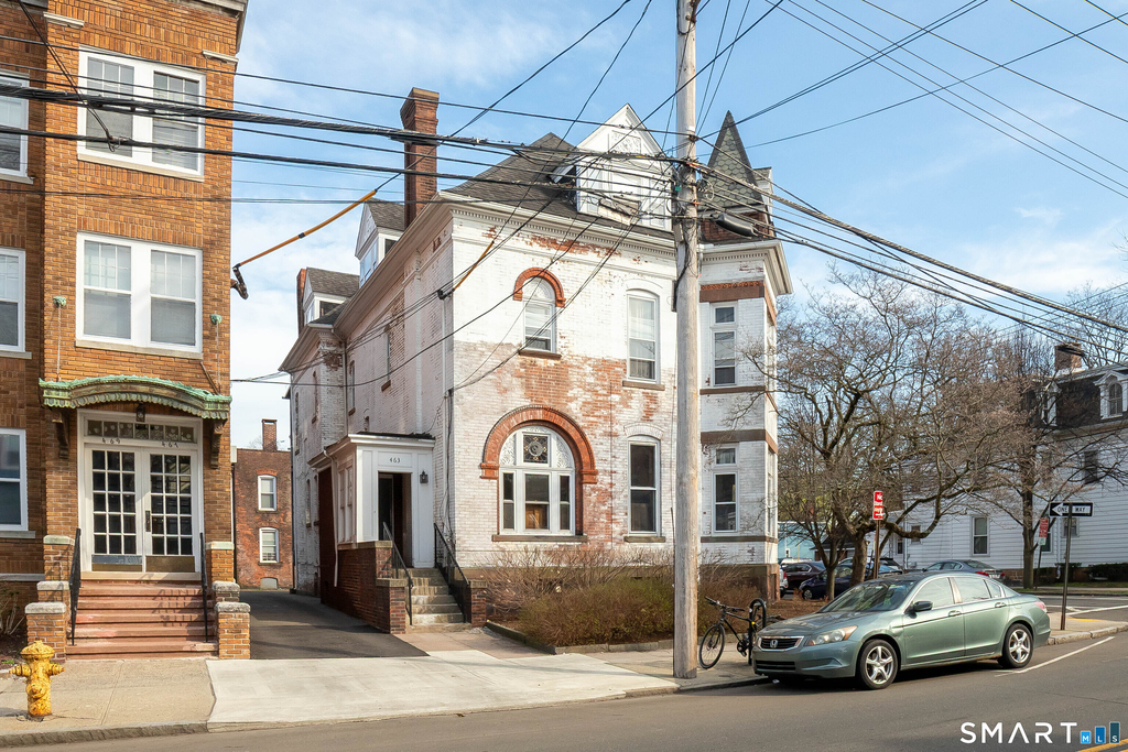 463 Orange Street - Photo 1