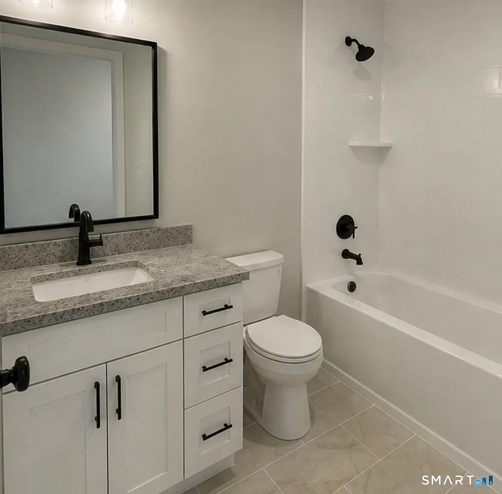 360 Campbell Avenue - Photo 0