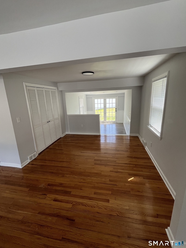 31 Ives Street - Photo 5