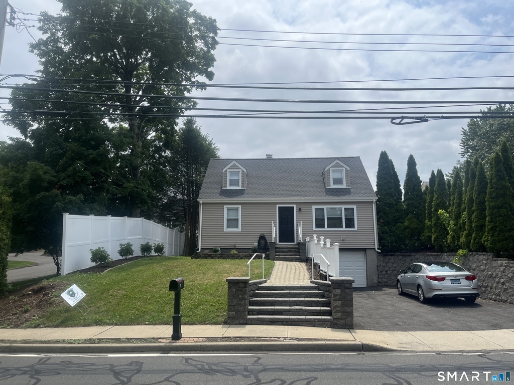 31 Ives Street - Photo 0