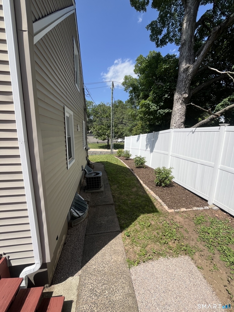31 Ives Street - Photo 18