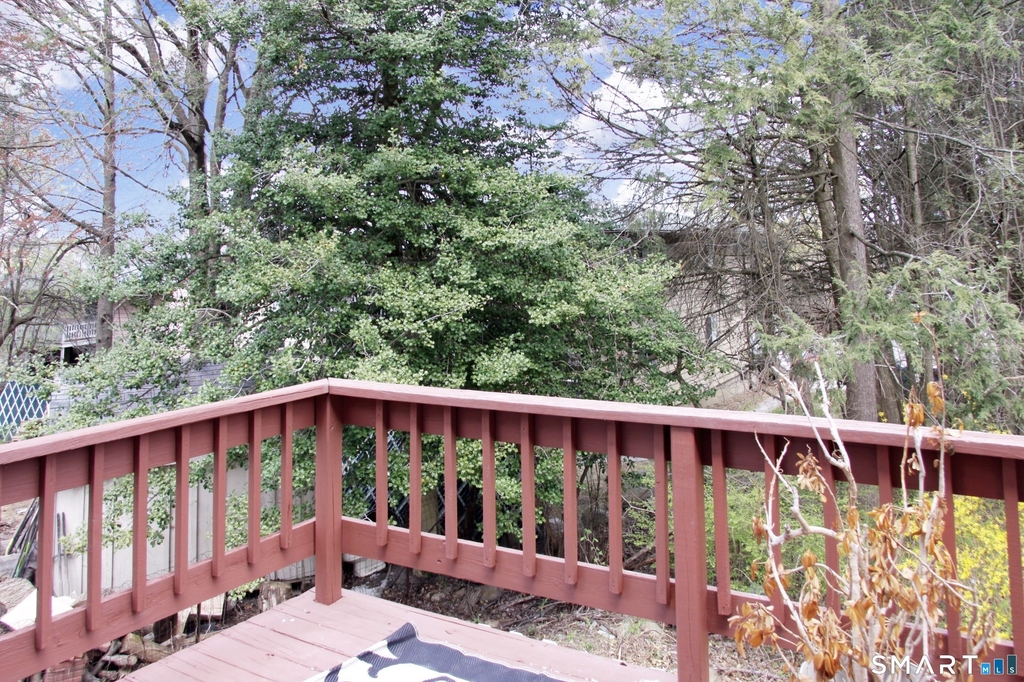 203 Capewell Avenue - Photo 36