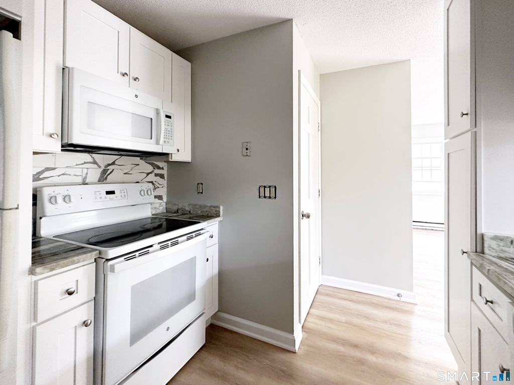 203 Capewell Avenue - Photo 16