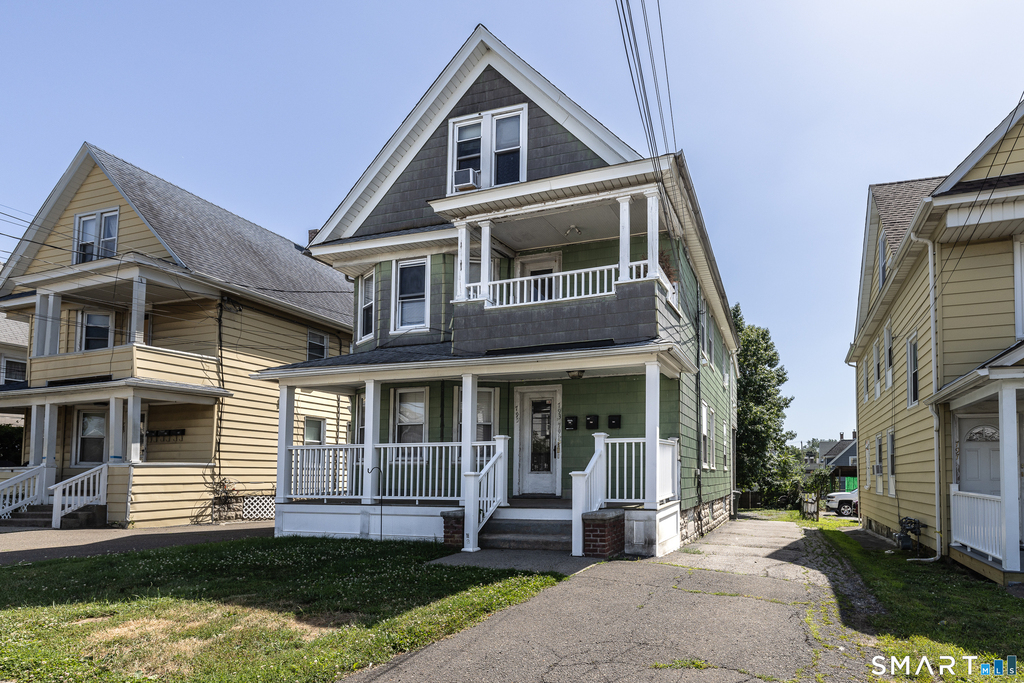 793 Brewster Street - Photo 15