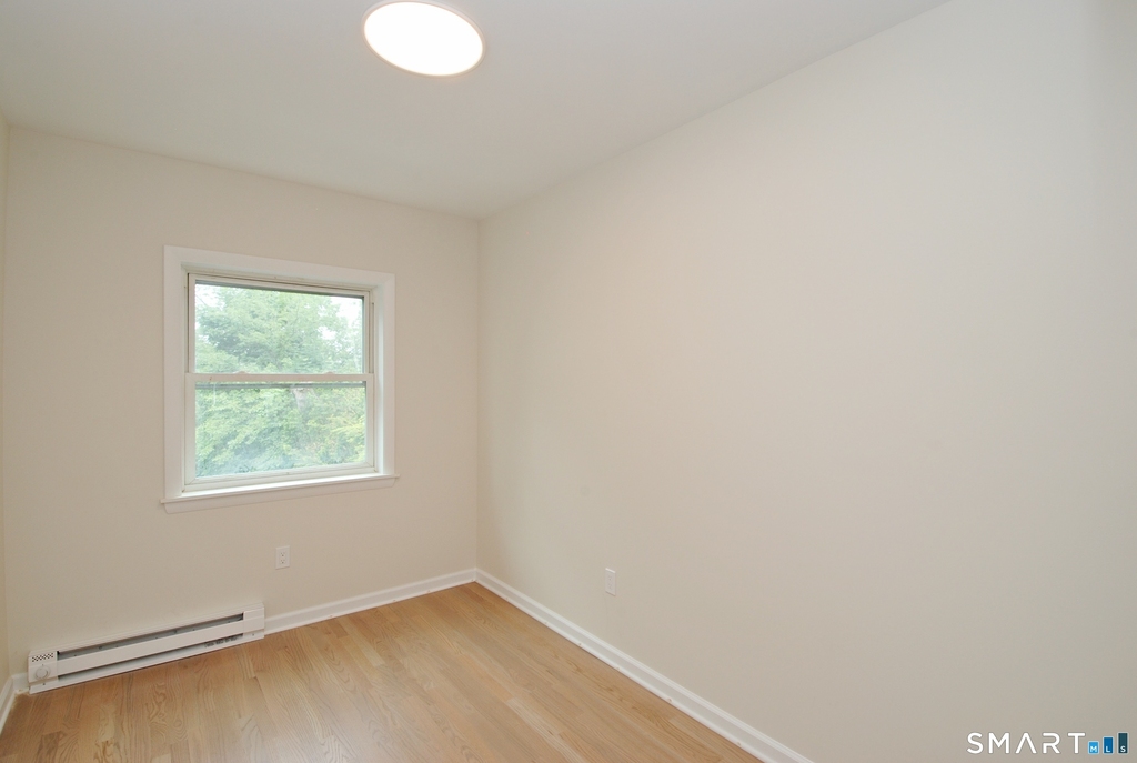 306 Courtland Avenue - Photo 14