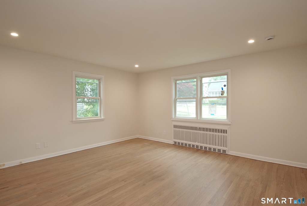 306 Courtland Avenue - Photo 4