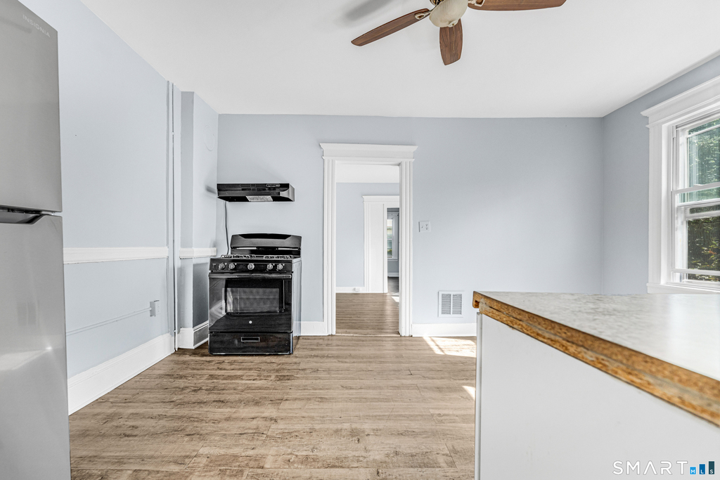 350 Spring Street - Photo 18