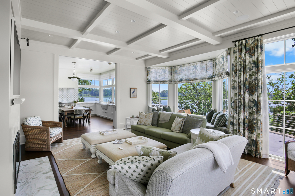 30 Edgewater Hillside - Photo 7