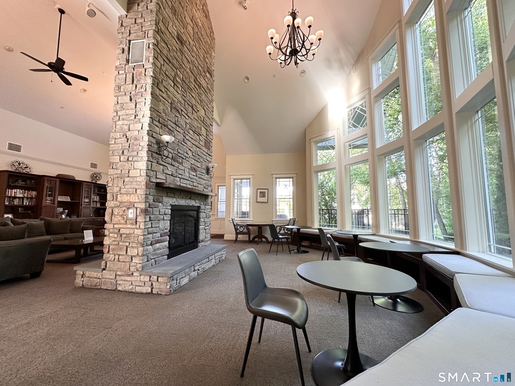 50 Lawrence Avenue - Photo 24