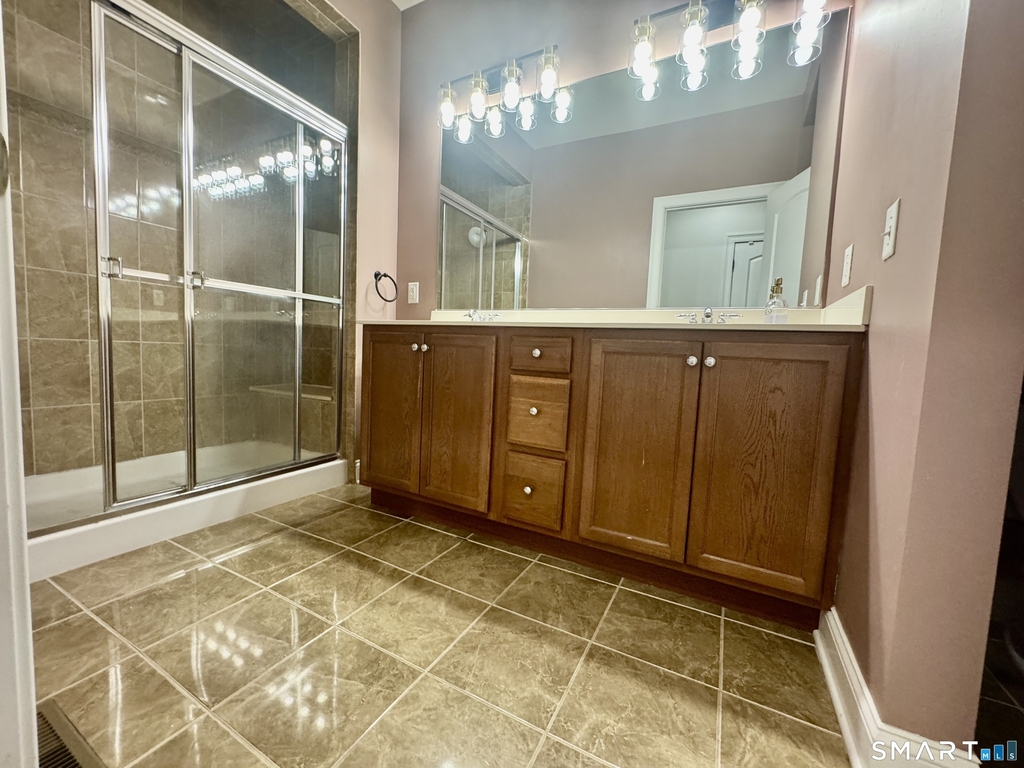 50 Lawrence Avenue - Photo 9