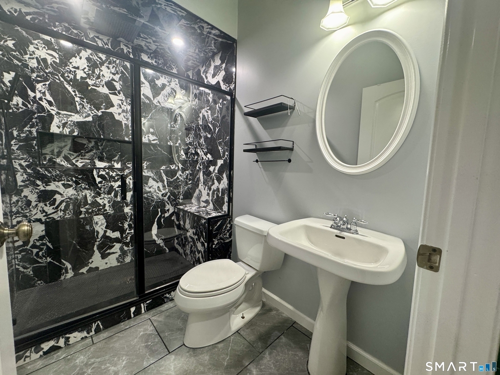 50 Lawrence Avenue - Photo 17
