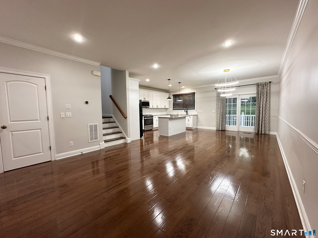 50 Lawrence Avenue - Photo 5