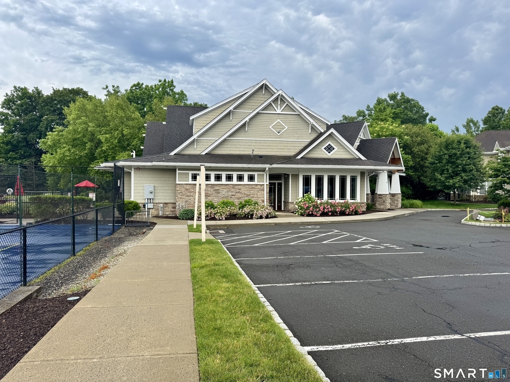 50 Lawrence Avenue - Photo 23