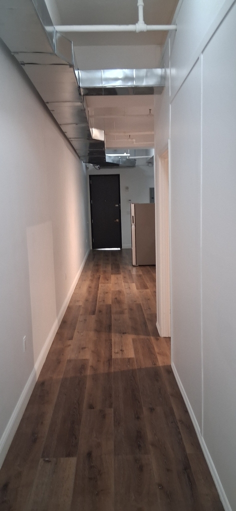 255 W 36th St. #606 - Photo 6