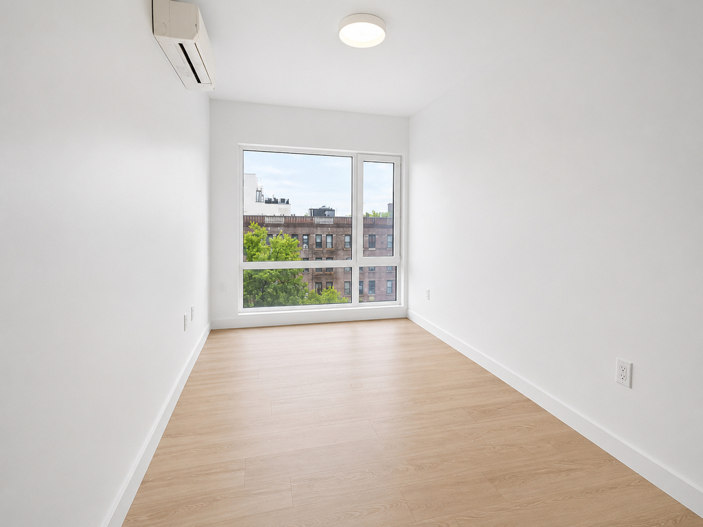 333 Linden Boulevard - Photo 0