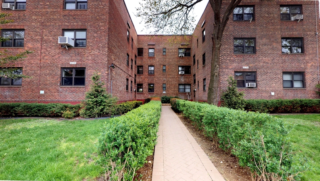 62-25 Woodhaven Boulevard - Photo 18
