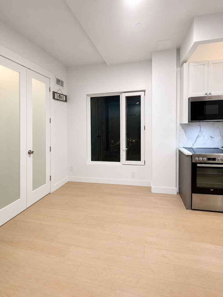 833 Maple Street - Photo 0