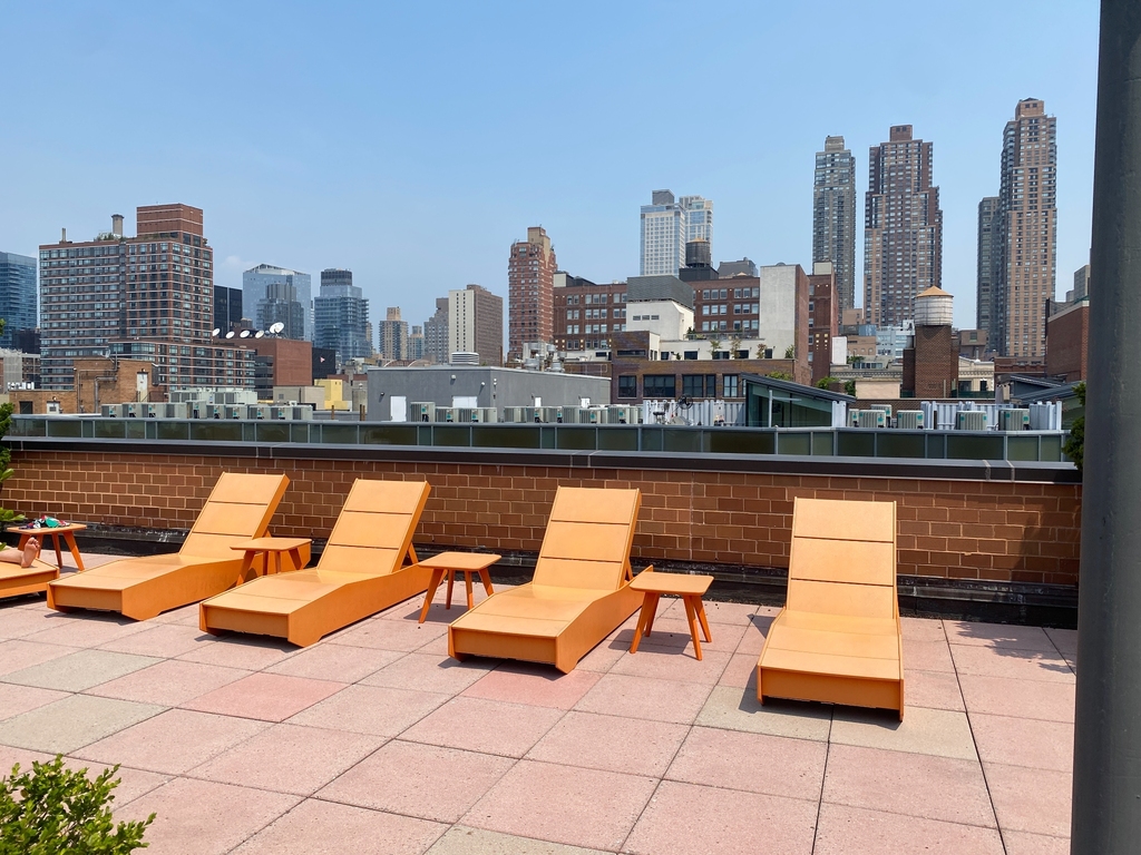 West 53rd Street - Photo 14