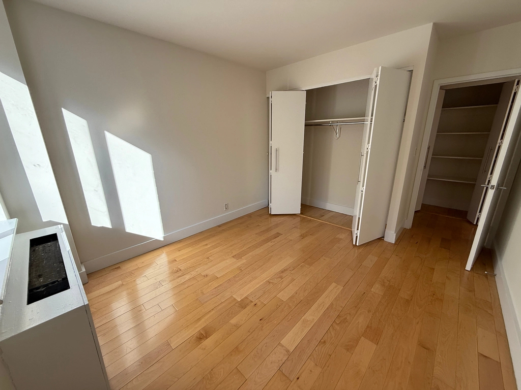 West 53rd Street - Photo 3