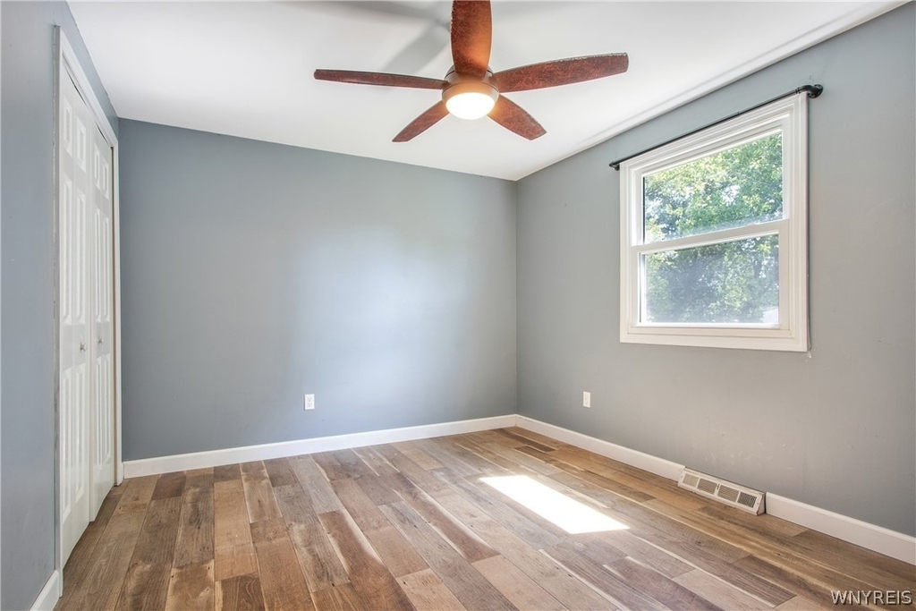 235 Robert Drive - Photo 13