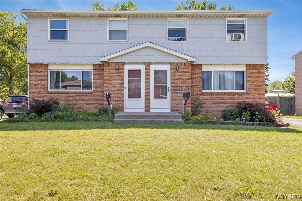 235 Robert Drive - Photo 0