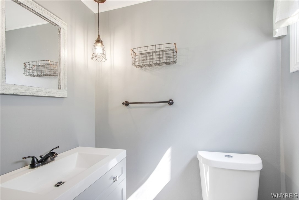 235 Robert Drive - Photo 7
