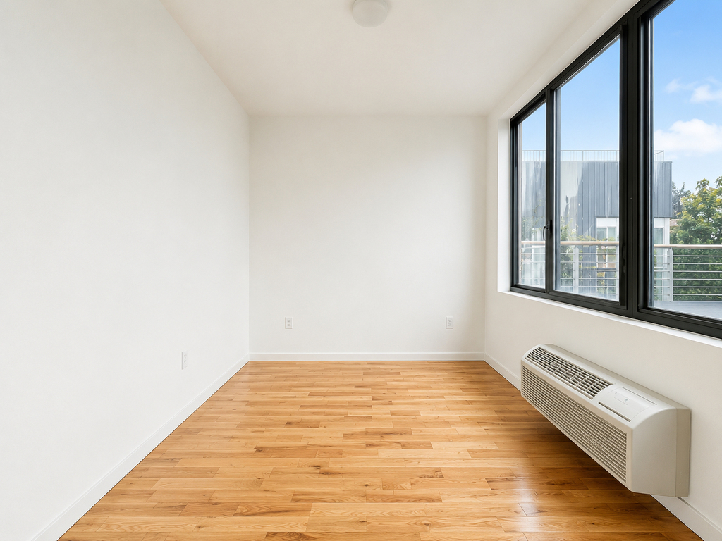 324 Melrose Street - Photo 0