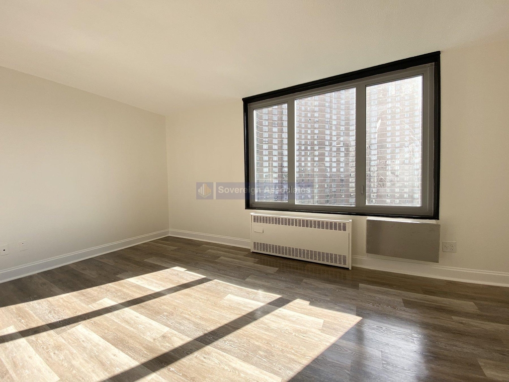 3333 Broadway - Photo 0