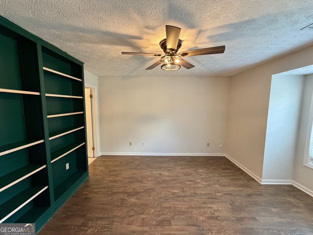 105 Waterford Way - Photo 10