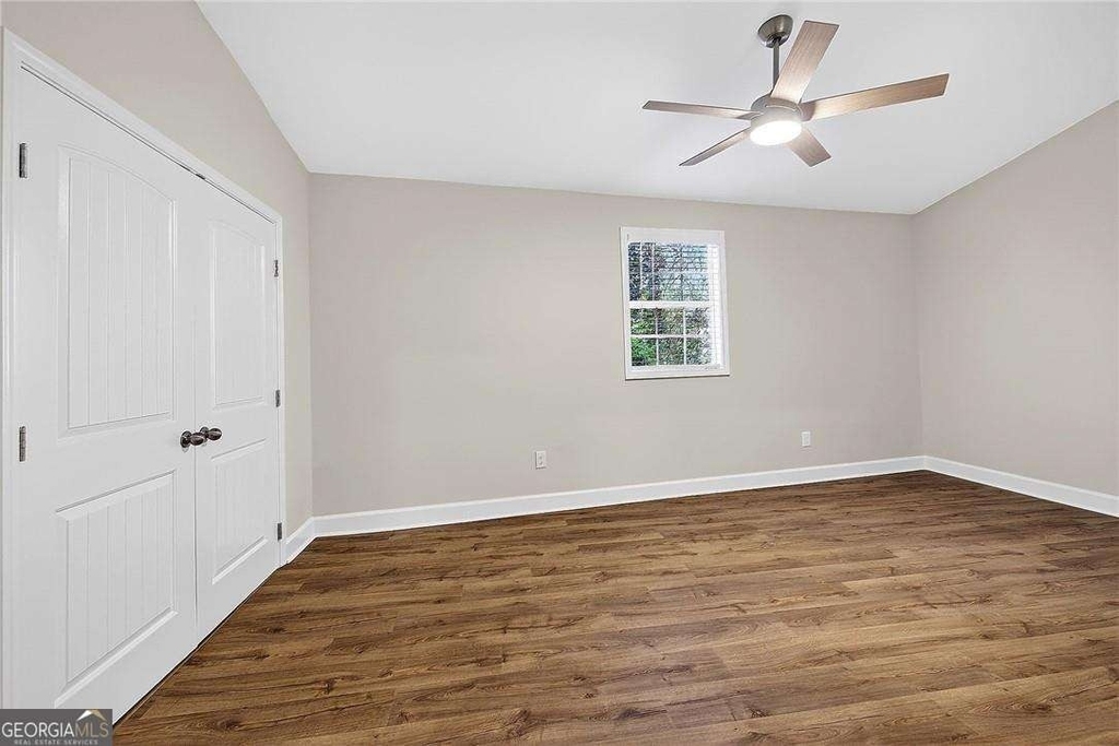 955 Columbia Drive - Photo 19
