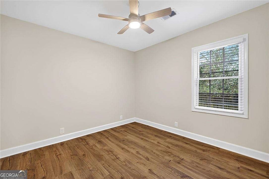 955 Columbia Drive - Photo 16