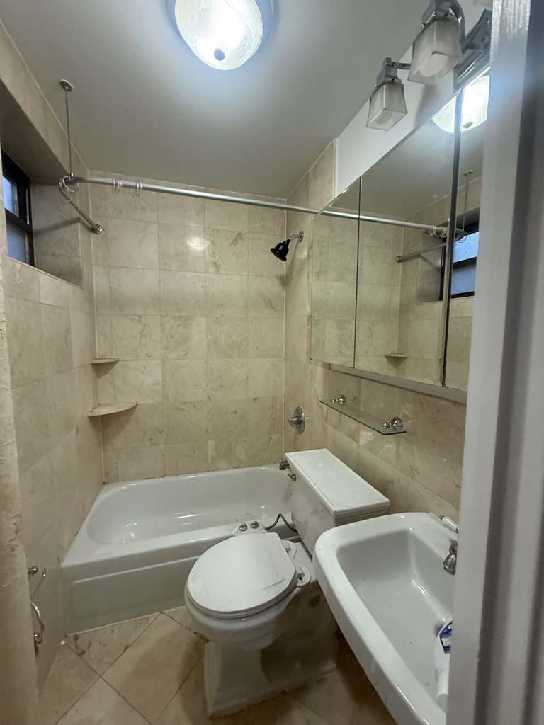 416 East 13th Street - Photo 5