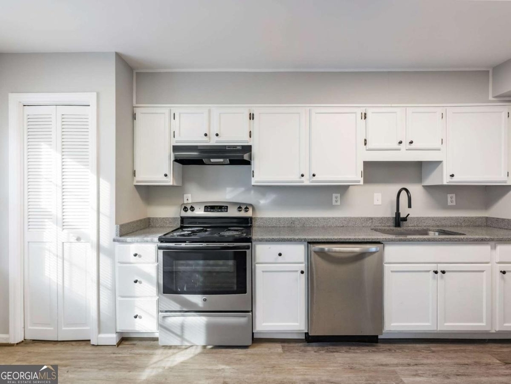 6500 Gaines Ferry Road - Photo 2