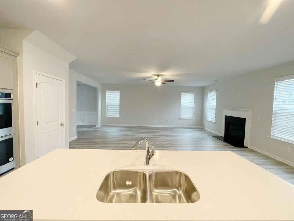 928 Yancey Court - Photo 6