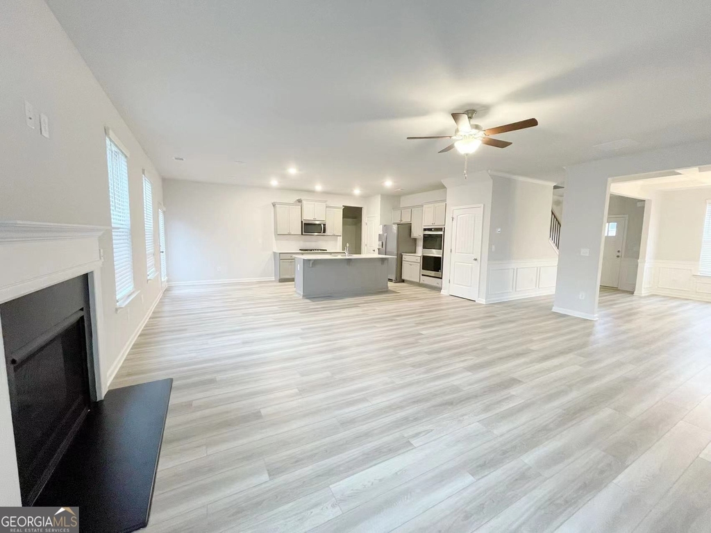 928 Yancey Court - Photo 4