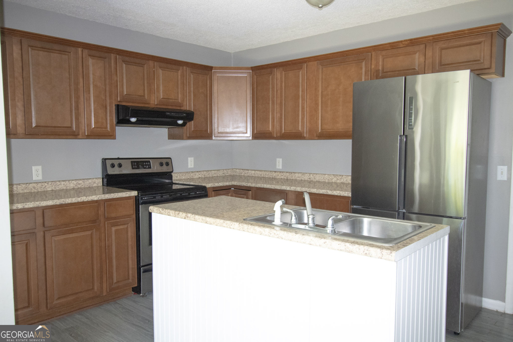 214 Valley Road - Photo 1