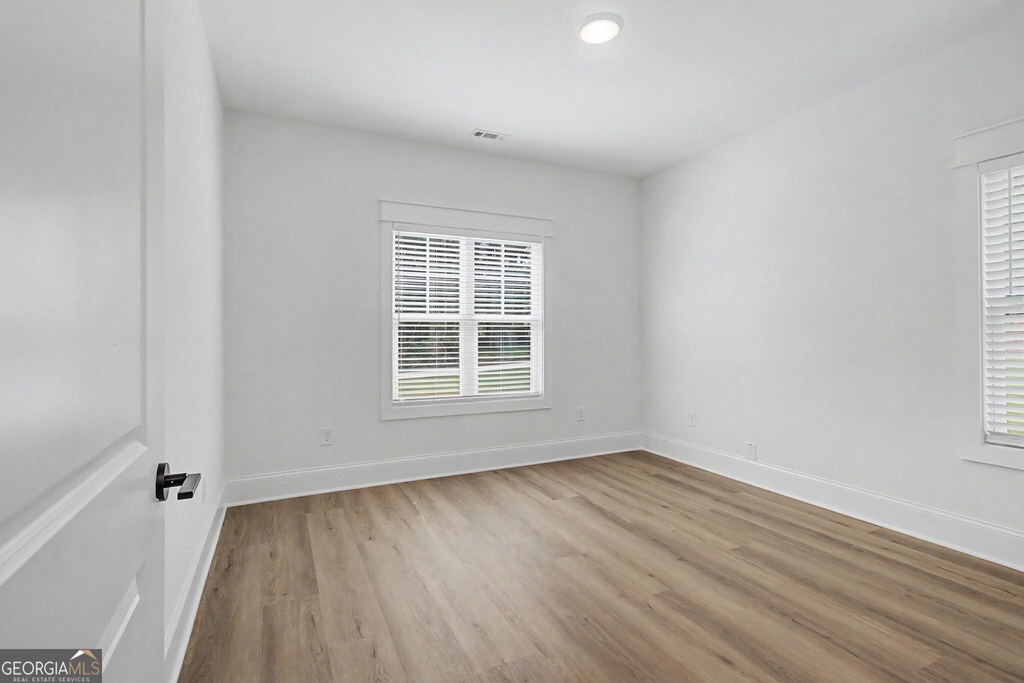 347 Crestwood Rd - Photo 16