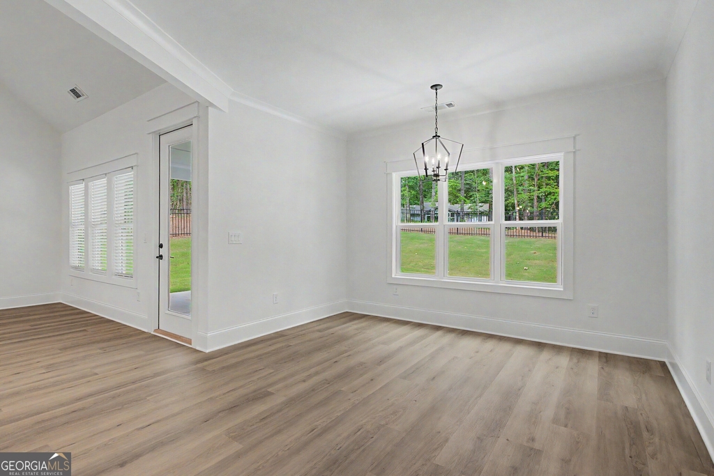 347 Crestwood Rd - Photo 8